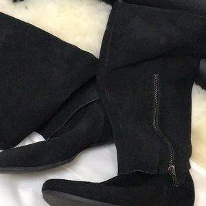Steve Madden suede boots